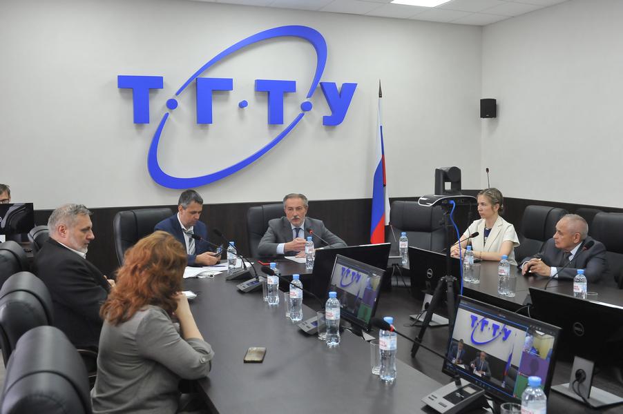 На базе ТГТУ состоялось торжественное заседание Ассоциации «Объединенный университет имени В.И. Вернадского» в честь ее 20-летия